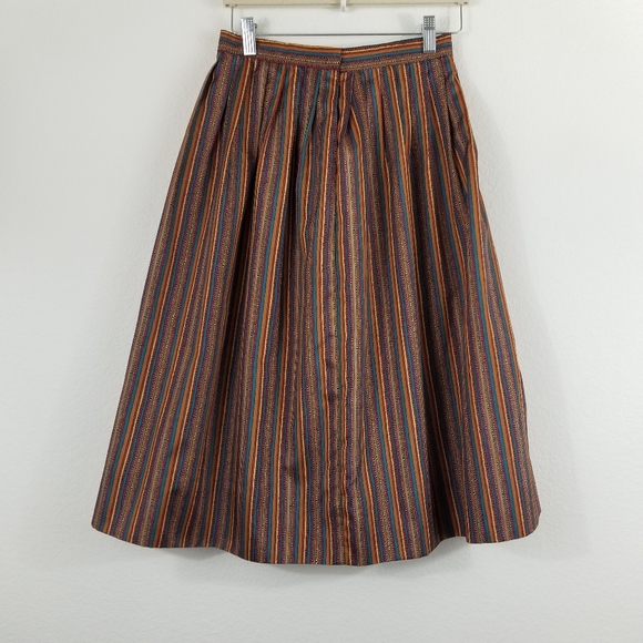 VINTAGE YOUNG TRADITIONS 2 PIECE STRIPED TOP/SKIRT - Picture 4 of 11